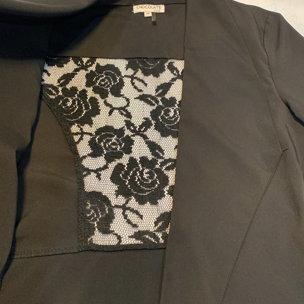 Blazer - Picture 2 of 5